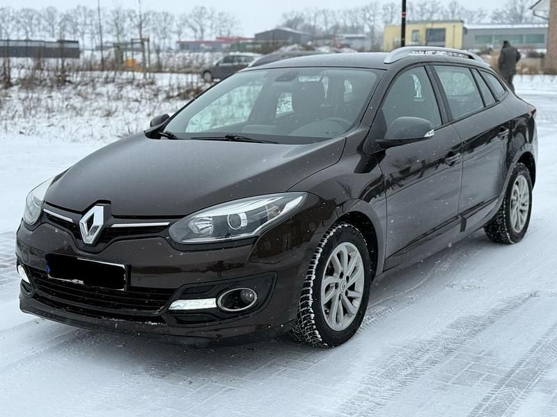 Gebraucht Renault Mégane GrandTour Dynamique 110 PS (80 kW) 2014 Braun Kombi