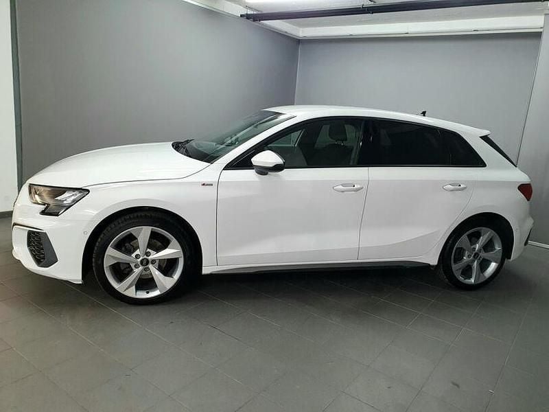 Gebraucht Audi A3 S-Line 150 PS (110 kW) 2023 Weiss Limousine
