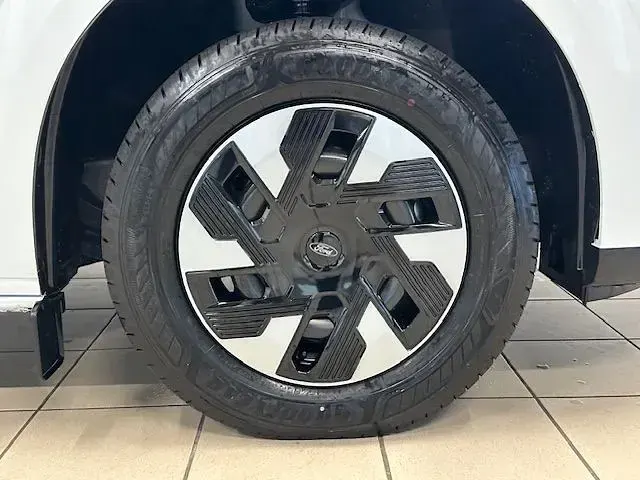 Neu Ford Transit Custom Trend 118 PS (86 kW) 2025 Weiß Limousine