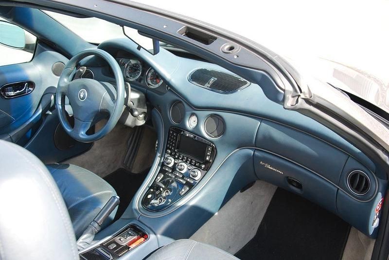 Gebraucht Maserati Spyder 390 PS (286 kW) 2002 Grau Cabrio