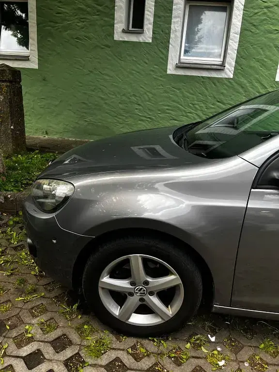 Gebraucht VW Golf VI Team 102 PS (75 kW) 2010 Grau Kleinwagen