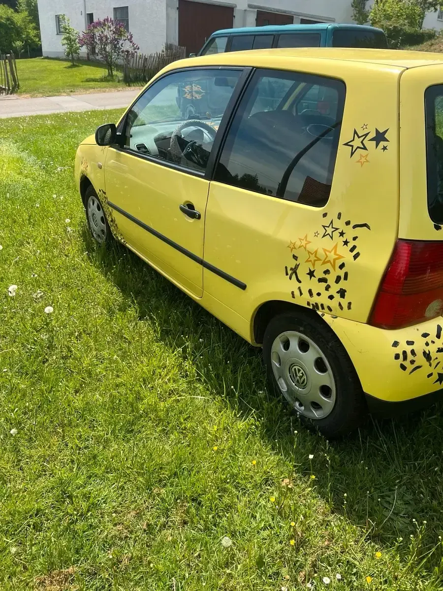 Używany VW Lupo 50 KM (36 kW) 1999 Żółty Hatchback