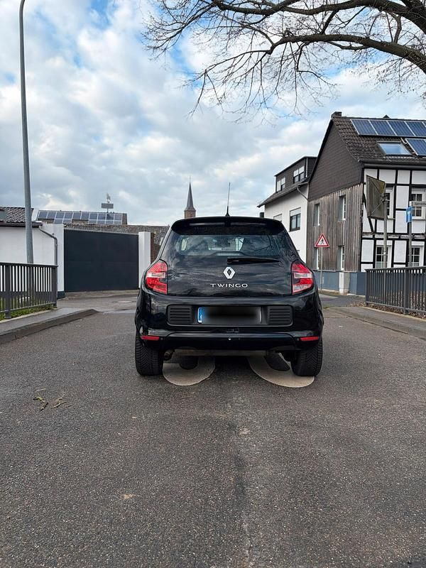 Usado Renault Twingo 71 HP (52 kW) 2019 Preto Citadino