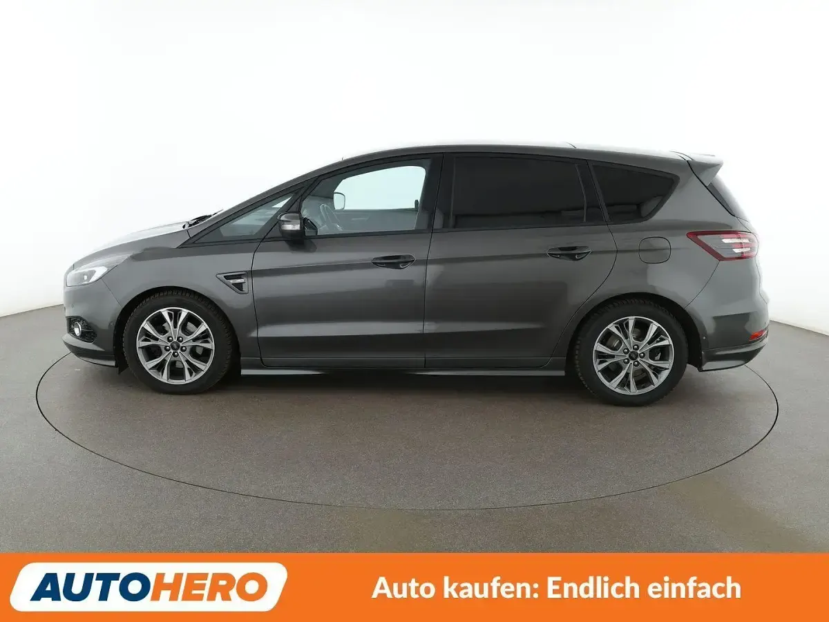Gebraucht Ford S-MAX ST-Line 209 PS (153 kW) 2018 Grau Van / Kleinbus
