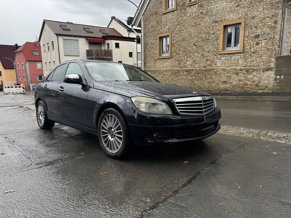 Gebraucht Mercedes C220 170 PS (125 kW) 2007 Blau Limousine