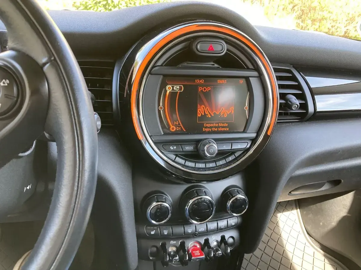 Gebraucht Mini Cooper Chili 136 PS (100 kW) 2016 Schwarz Kleinwagen