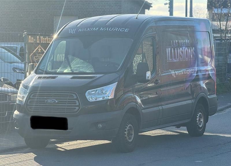 Gebraucht Ford Transit Trend 131 PS (96 kW) 2017 Schwarz Van / Kleinbus