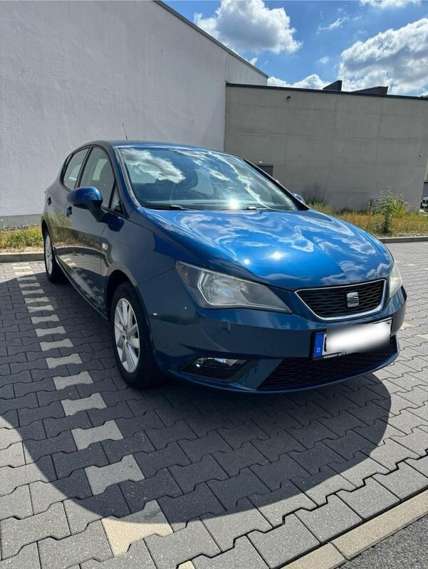 Blau Gebraucht 2013 Seat Ibiza Style Kleinwagen | 4.999 € - Bild 1/4