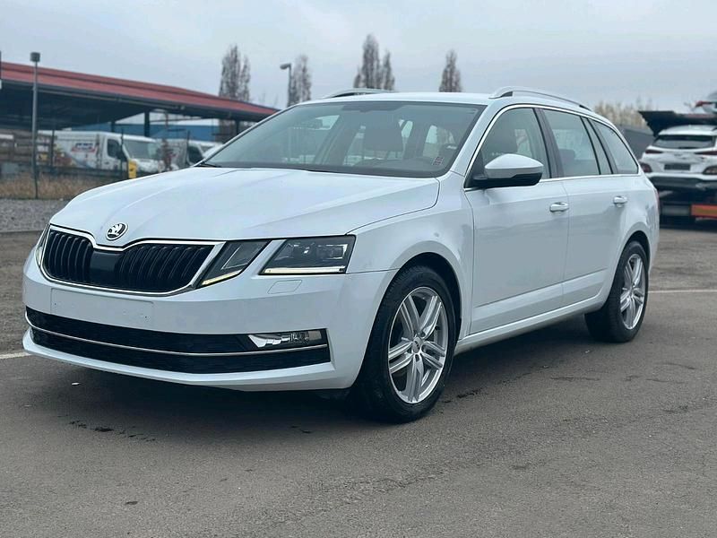 Gebraucht Skoda Octavia 150 PS (110 kW) 2019 Weiß Kombi