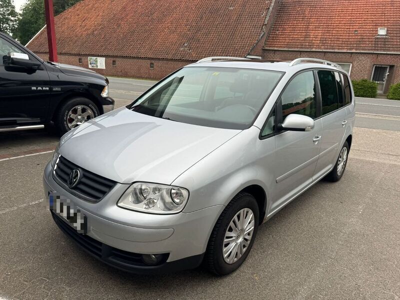 Gebraucht VW Touran Highline 140 PS (102 kW) 2005 Silber Van / Kleinbus