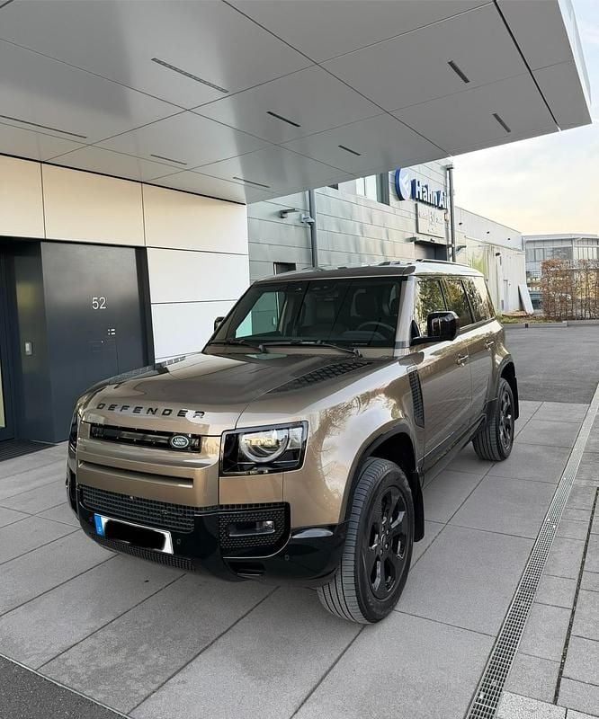 Gebraucht Land Rover Defender Dynamic 300 PS (220 kW) 2022 Braun SUV