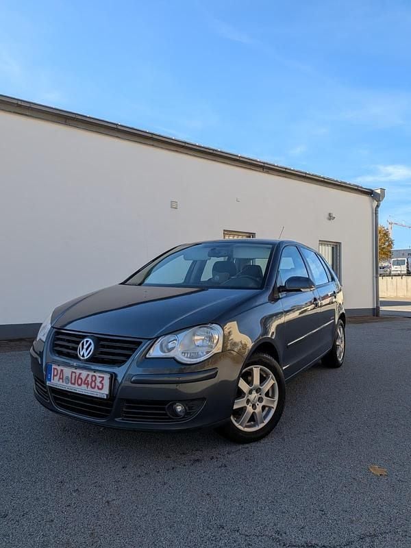 Grau Gebraucht 2008 VW Polo Kleinwagen | 2.699 € (Guter Preis) - Bild 1/4