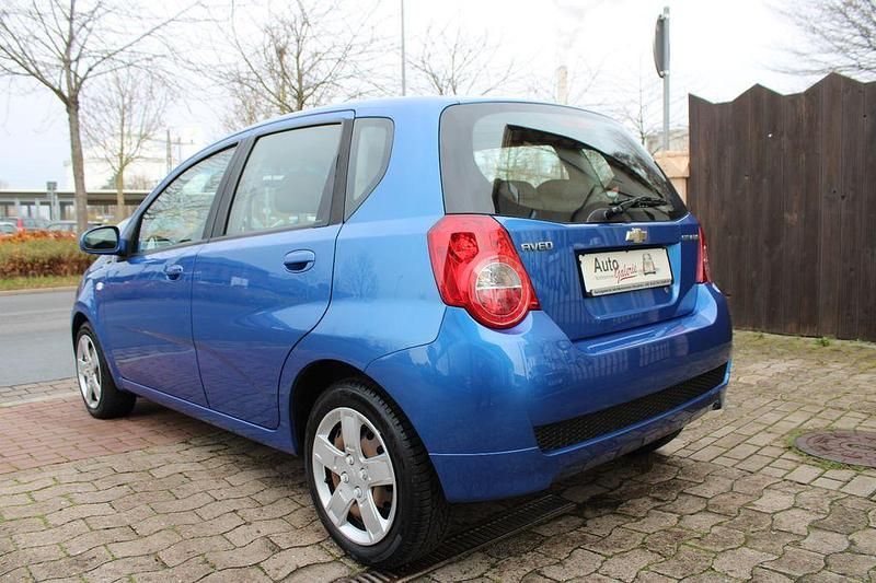 Gebraucht Chevrolet Aveo LS 84 PS (61 kW) 2010 Blau Kleinwagen