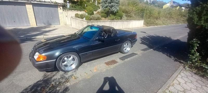 Schwarz Gebraucht 1992 Mercedes SL300 Cabrio | 16.500 € - Bild 1/4