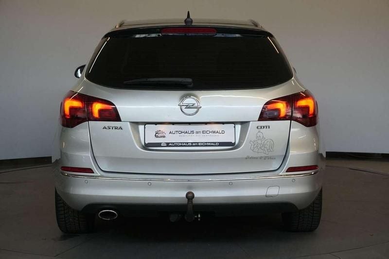 Gebraucht Opel Astra Exklusiv 165 PS (121 kW) 2014 Silber Kombi