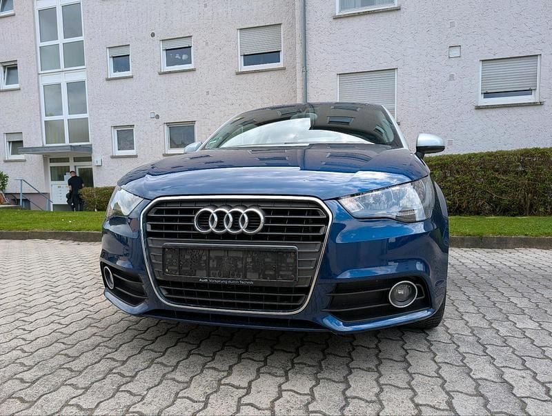 Gebraucht Audi A1 86 PS (63 kW) 2012 Blau Kleinwagen
