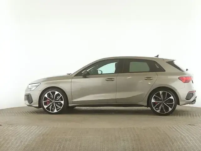 Gebraucht Audi S3 Ambiente 310 PS (228 kW) 2023 Andere Limousine