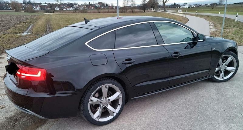Gebraucht Audi A5 Sportback S-Line 177 PS (130 kW) 2014 Schwarz Kleinwagen