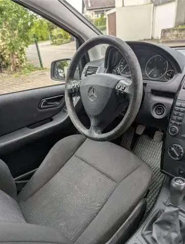 Gebraucht Mercedes A150 95 PS (69 kW) 2008 Schwarz Limousine