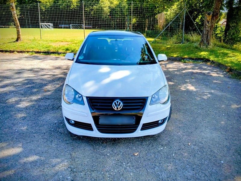 Weiß Gebraucht 2008 VW Polo GT Limousine | 3.650 € (Fairer Preis) - Bild 1/4