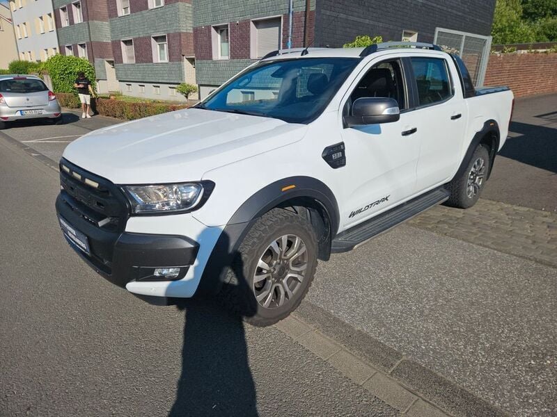 Weiß Gebraucht 2018 Ford Ranger Wildtrack Abholung | 21.999 € (Guter Preis) - Bild 1/4
