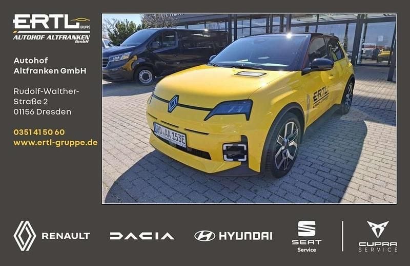 Pop yellow! metallic, dach bla Gebraucht 2025 Renault R5 Komfort Kleinwagen | 31.880 € (Fairer Preis) - Bild 1/3