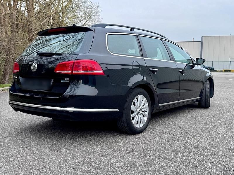 Gebraucht VW Passat Business 106 PS (77 kW) 2014 Schwarz Kombi