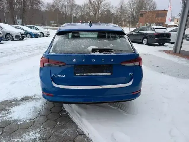 Gebraucht Skoda Octavia Style 204 PS (150 kW) 2021 Blau Kombi