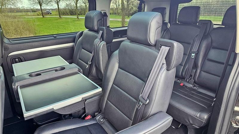 Gebraucht Toyota Proace Verso Executive 177 PS (130 kW) 2018 Schwarz Kombi