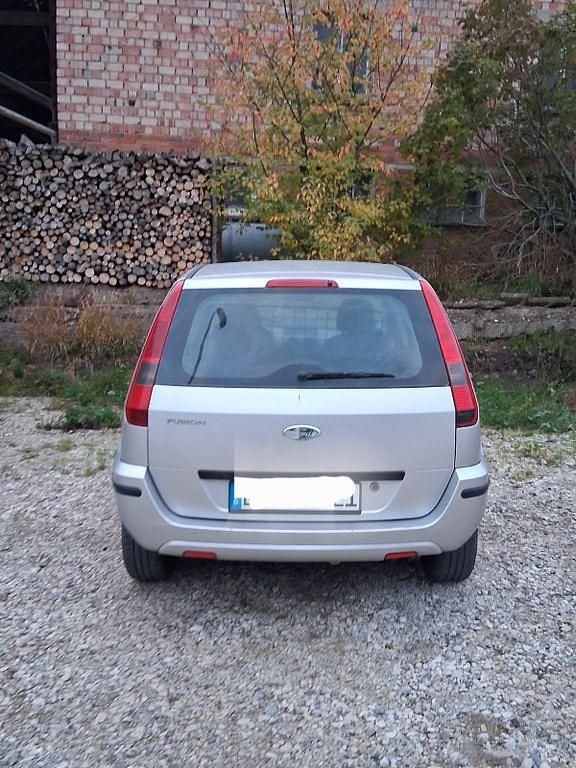 Silber Gebraucht 2004 Ford Fusion Viva Limousine | 1.500 € (Superpreis) - Bild 1/4