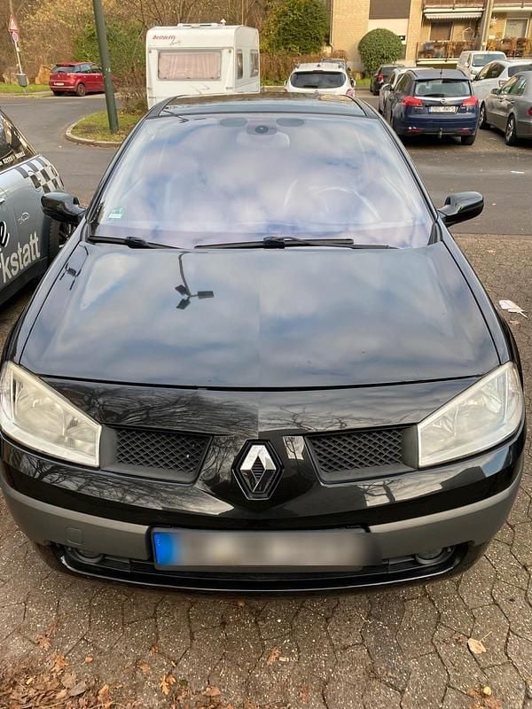 Grau Gebraucht 2003 Renault Mégane II Coupé | 1.150 € (Superpreis) - Bild 1/4