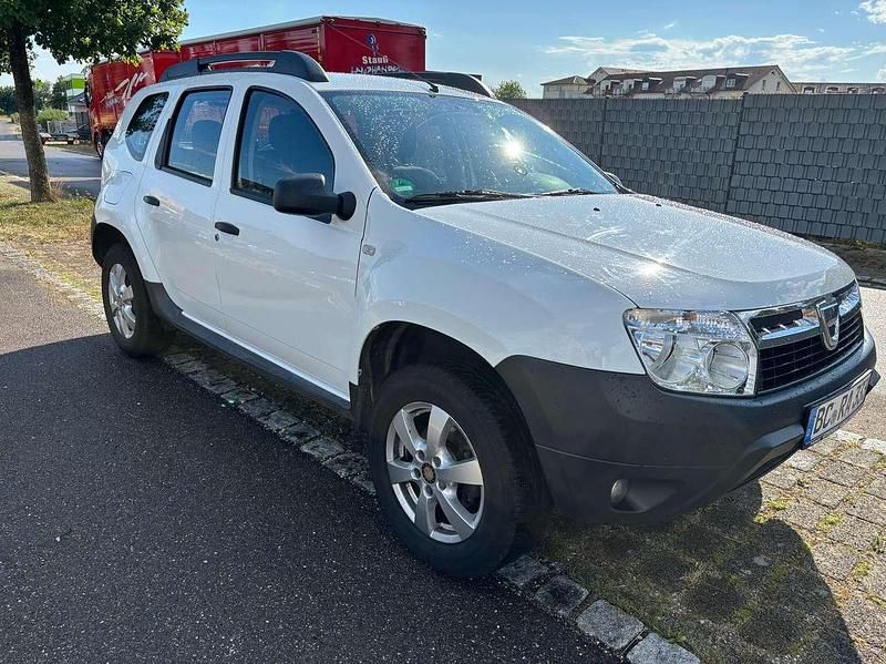 Gebraucht Dacia Duster 105 PS (77 kW) 2013 Weiß SUV