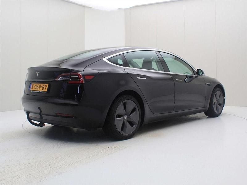 Gebraucht Tesla Model 3 Standard Range 225 kW (306 PS) 2020 Schwarz Limousine