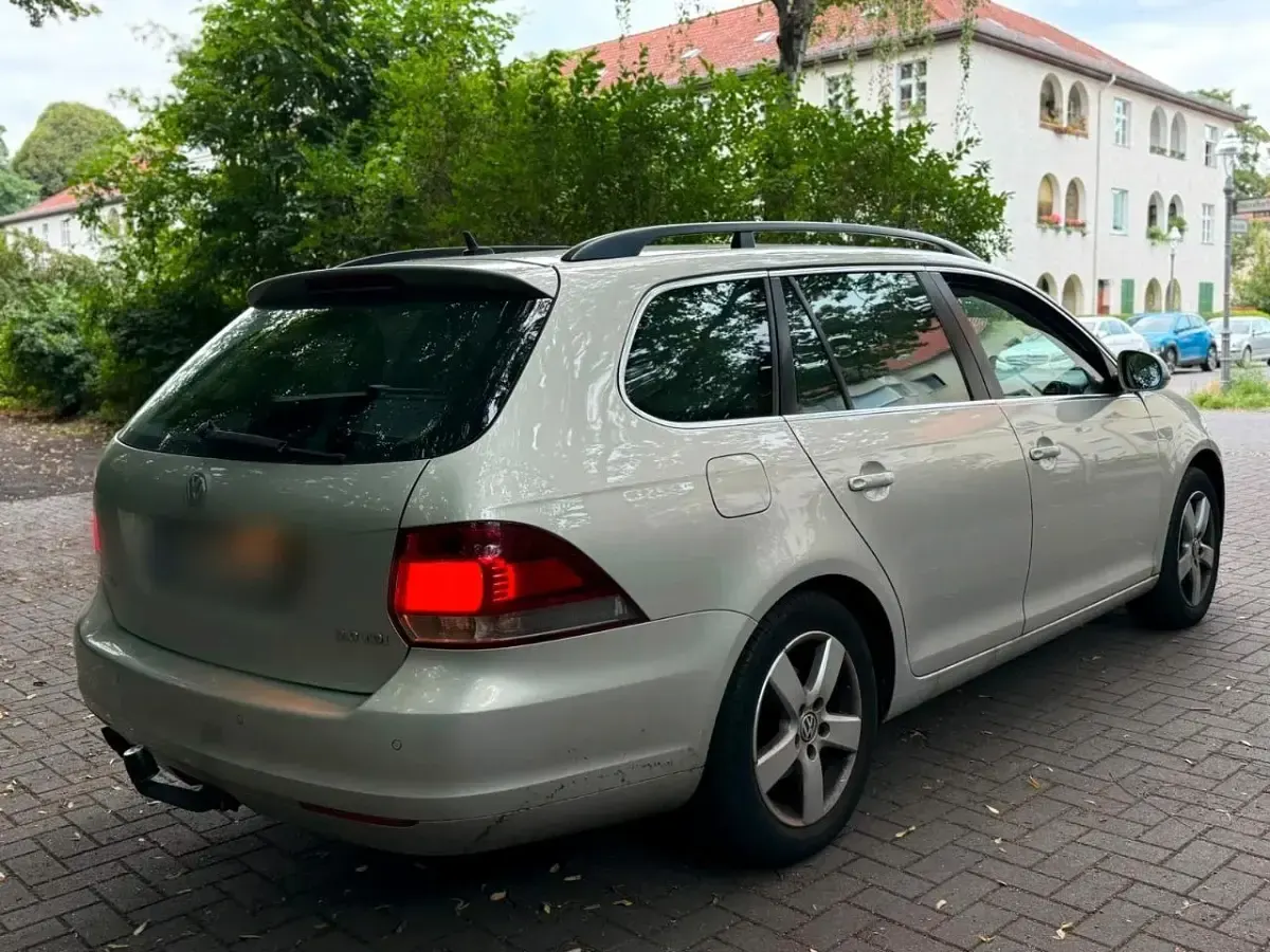 Gebraucht VW Golf VI 140 PS (102 kW) 2011 Grau Kombi