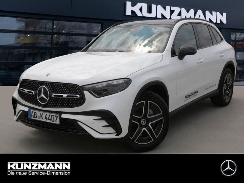 Polarweiss Gebraucht 2025 Mercedes GLC200 AMG SUV | 53.880 € (Fairer Preis) - Bild 1/4