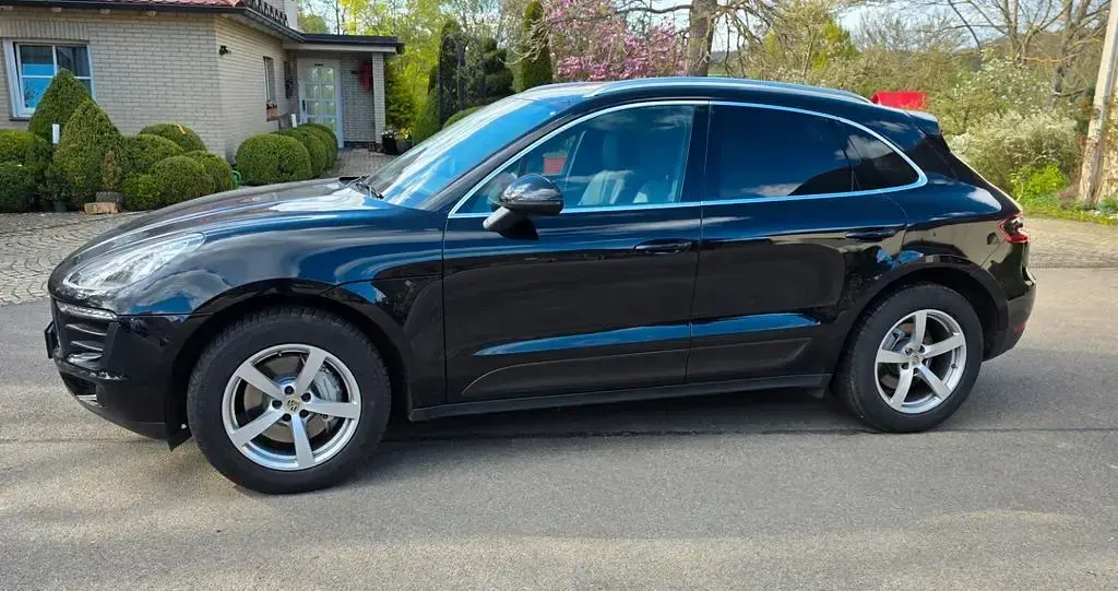 Gebraucht Porsche Macan S Diesel 204 PS (150 kW) 2014 Schwarz SUV
