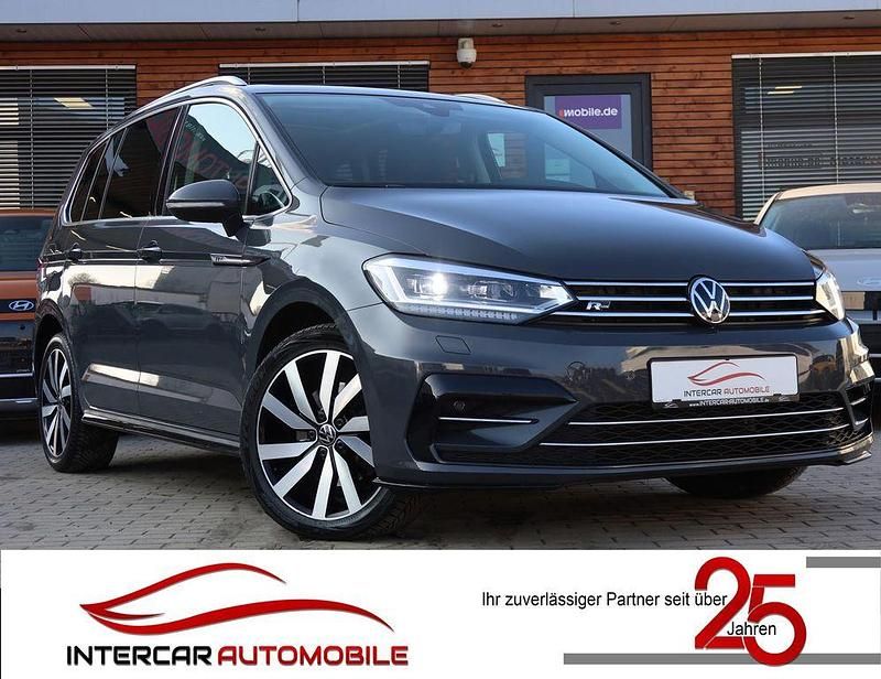 Delfingrau metallic Gebraucht 2021 VW Touran Highline Van / Kleinbus | 29.890 € (Fairer Preis) - Bild 1/4