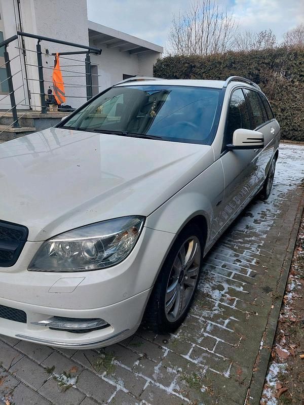 Gebraucht Mercedes C350 231 PS (169 kW) 2010 Weiß Kombi