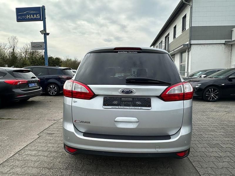 Second-hand Ford C-MAX 140 CP (102 kW) 2015 Argintiu Monovolum