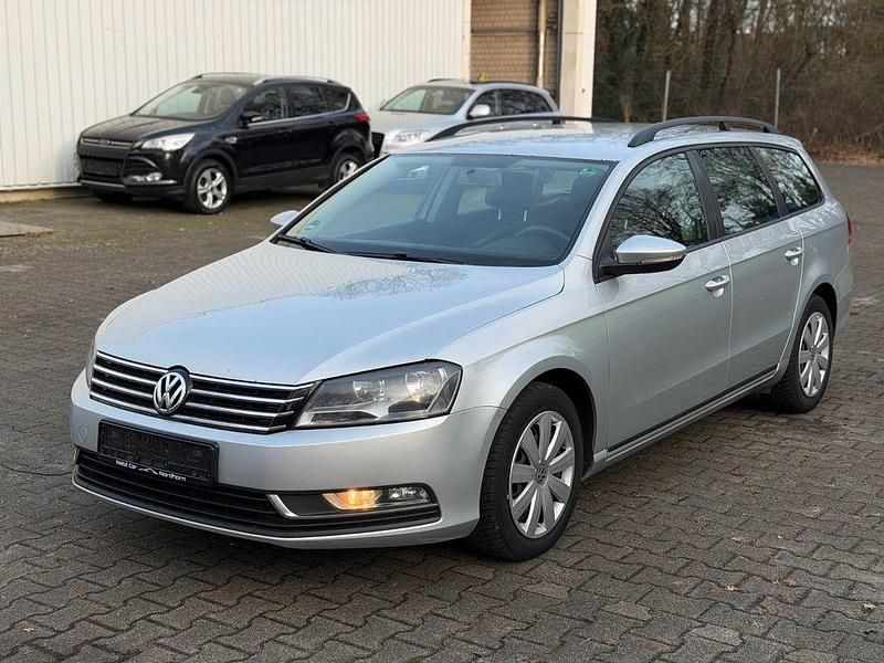 Gebraucht VW Passat 140 PS (102 kW) 2014 Silber Kombi