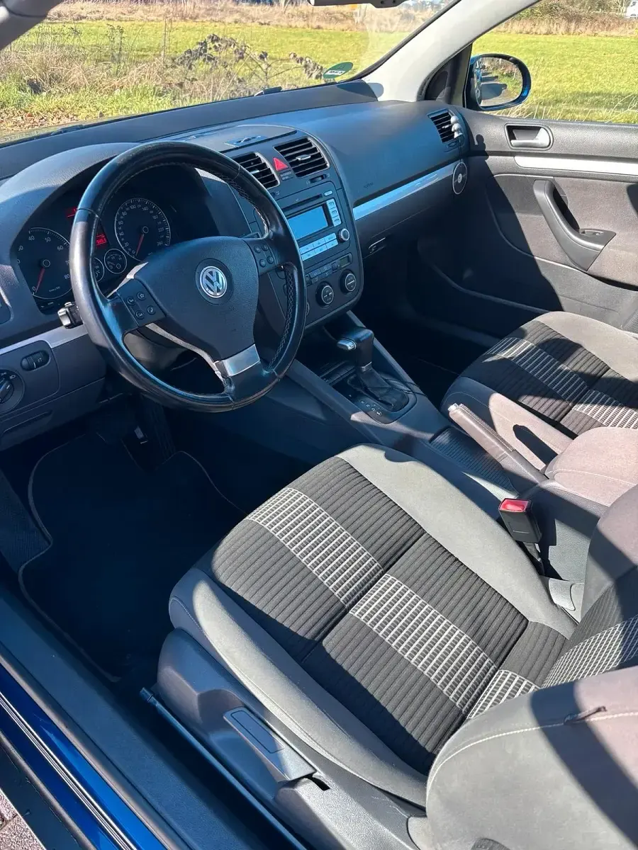 Gebraucht VW Golf V 102 PS (75 kW) 2008 Blau Kleinwagen