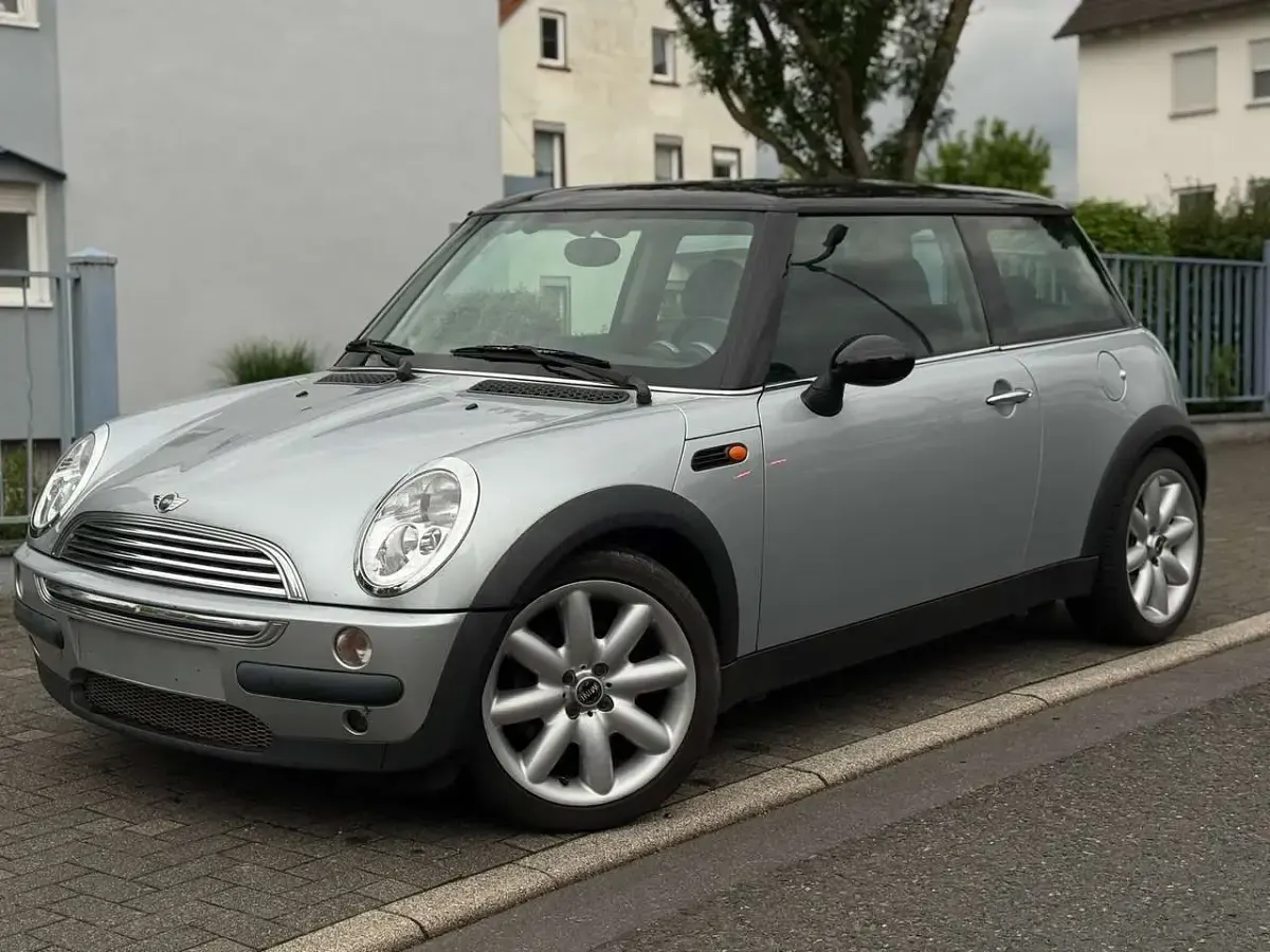 Używany Mini Cooper 116 KM (85 kW) 2003 Srebrny Hatchback