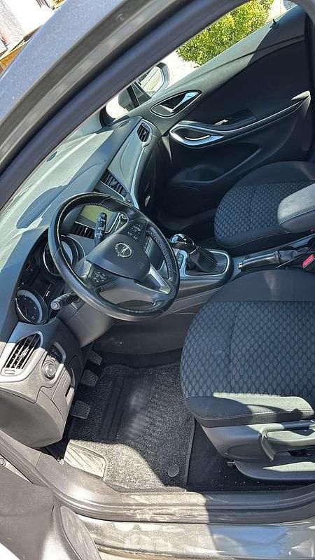 Gebraucht Opel Astra Edition 105 PS (77 kW) 2017 Limousine