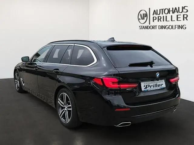 Gebraucht BMW 530 Performance 252 PS (185 kW) 2021 Schwarz Kombi