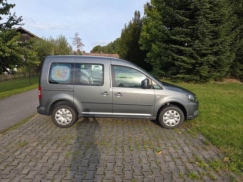 Gebraucht VW Caddy 86 PS (63 kW) 2011 Grau Van / Kleinbus