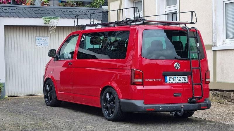 Gebraucht VW T5 140 PS (102 kW) 2012 Rot Van