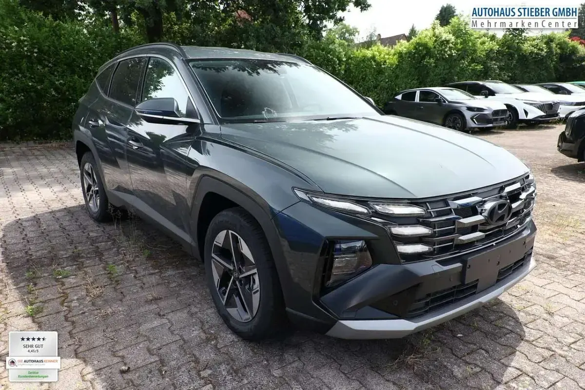 Neu Hyundai Tucson Trend 150 PS (110 kW) 2026 Cypress green mineraleffekt SUV