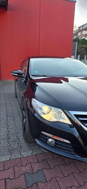 Gebraucht VW Passat Basis 160 PS (117 kW) 2010 Schwarz Limousine