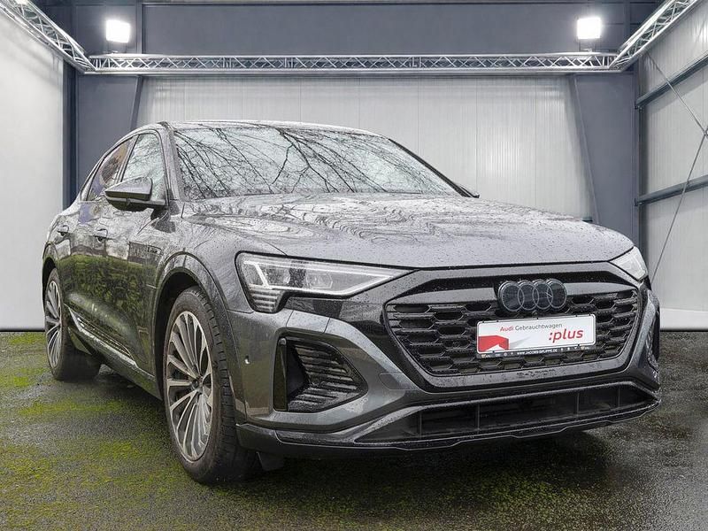 Gebraucht Audi Q8 Sportback e-tron S-Line 250 kW (340 PS) 2023 Daytonagrau perleffekt SUV