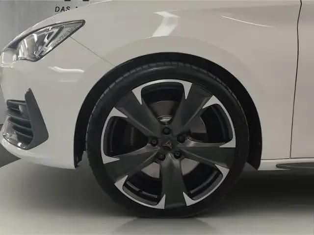 Gebraucht Cupra Leon VZ 310 PS (228 kW) 2023 Weiß Kombi